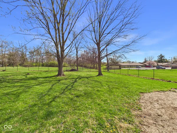 $330,000 | 1925 Lindberg Road, Anderson, IN 46012