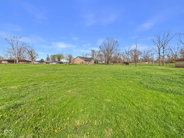 $330,000 | 1925 Lindberg Road, Anderson, IN 46012
