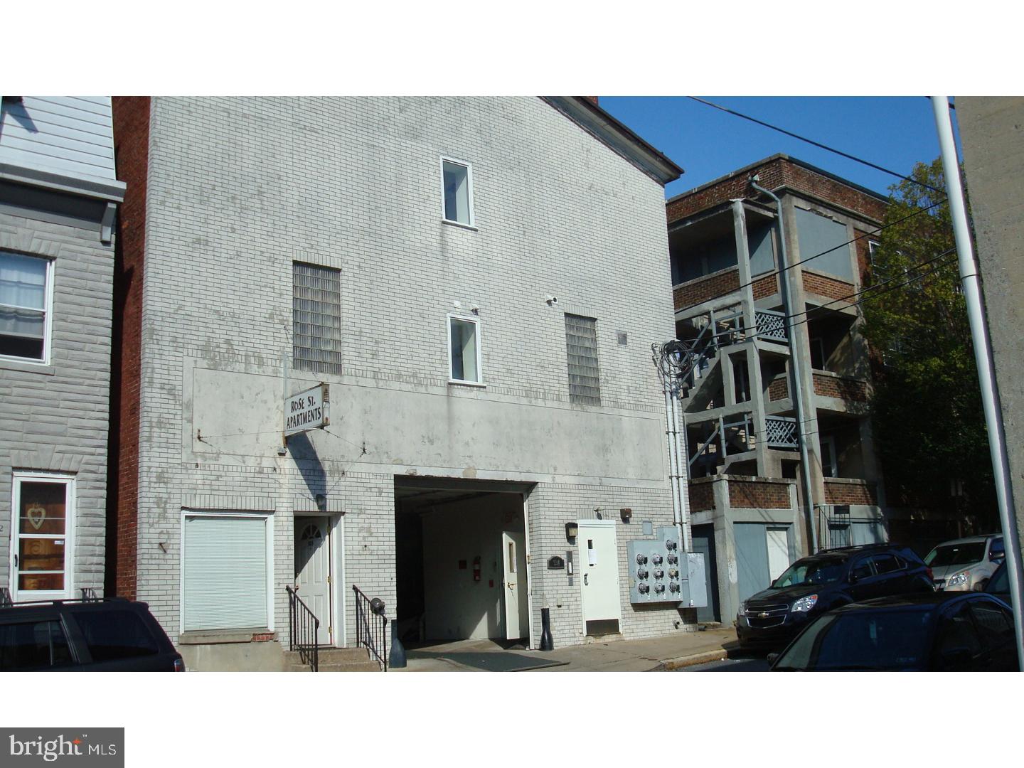 934 Rose Street Reading, PA 19601 - Photo 3 of 24 Gallery Image 3