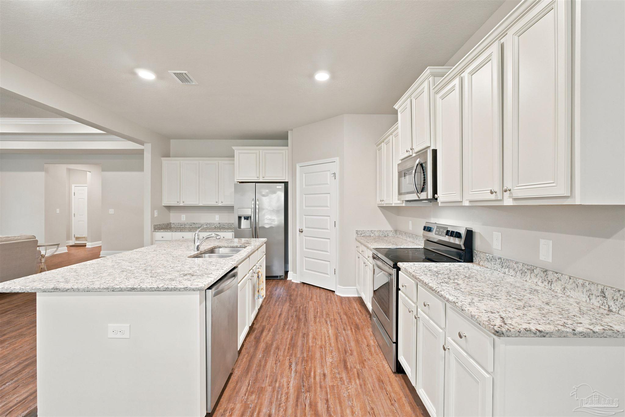 7624 Burnside Loop Pensacola, FL 32526 - Photo 11 of 40