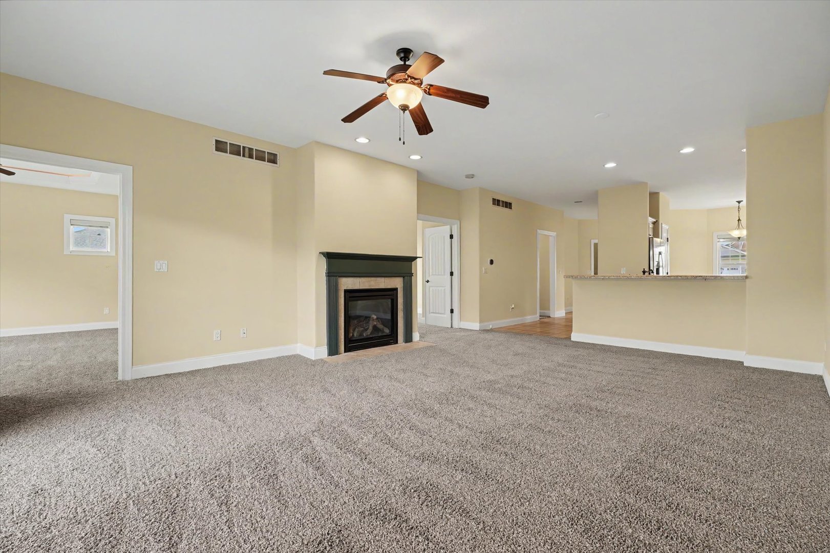 1505 Stonebluff Court Champaign, IL 61822 - Photo 11 of 33