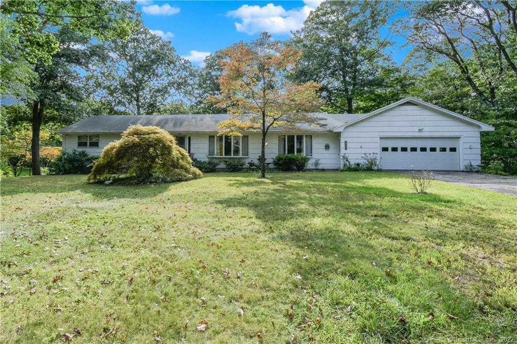 30 Saybrook Road Trumbull, CT 06611 - Photo 1 of 1