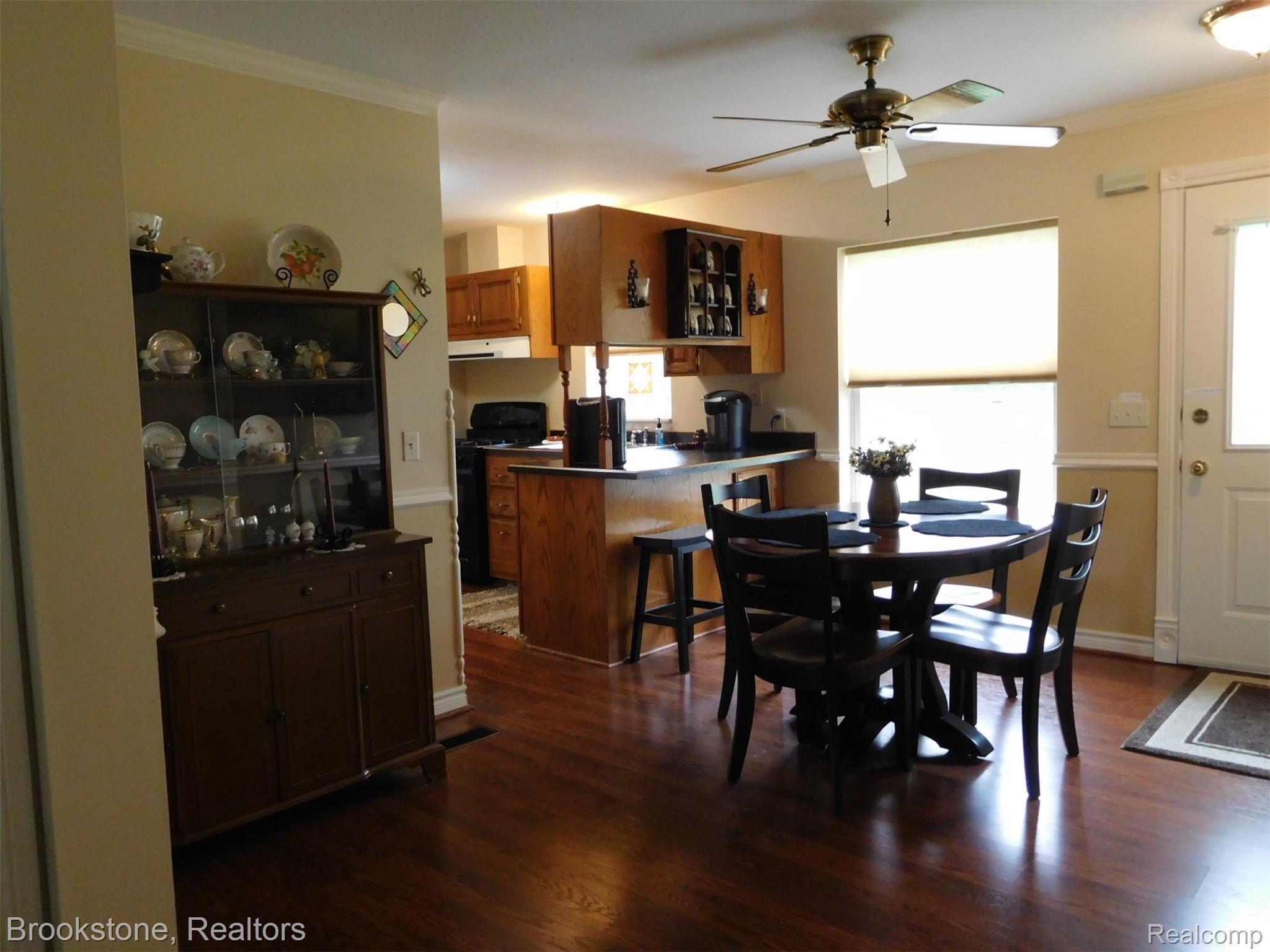 4480 Krapf Road Cass City, MI 48726 - Photo 3 of 47 Dining room