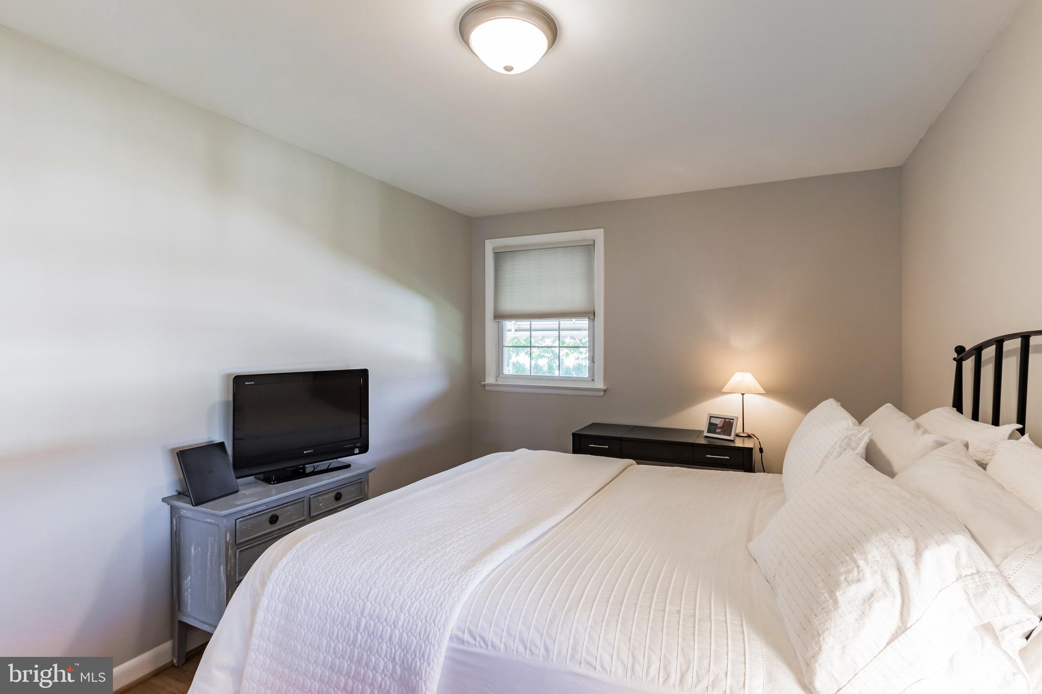 612 Sherrie Road Philadelphia, PA 19115 - Photo 14 of 30