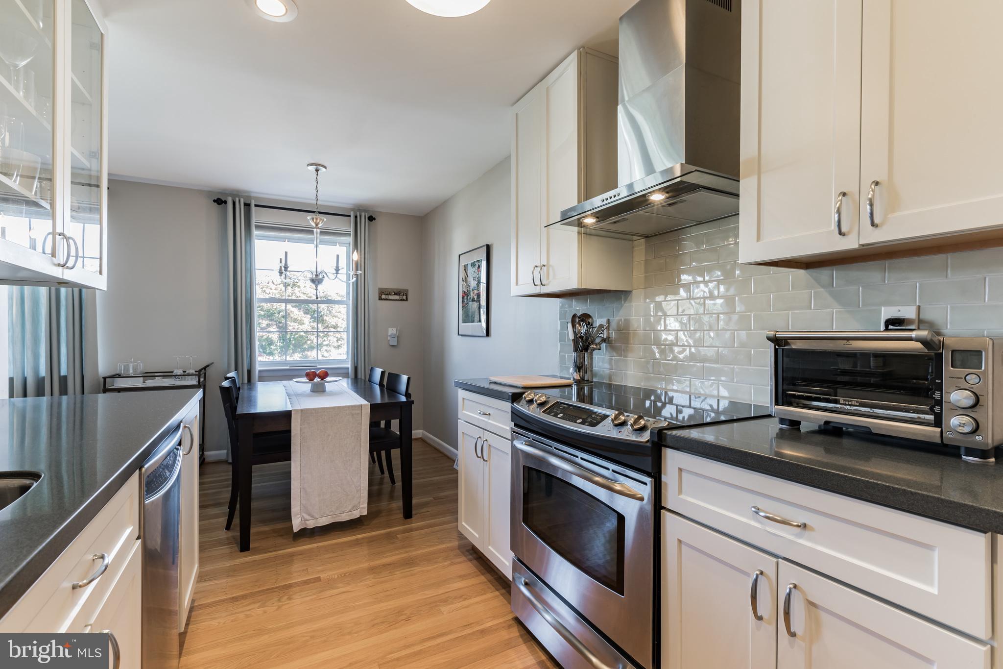 612 Sherrie Road Philadelphia, PA 19115 - Photo 8 of 30