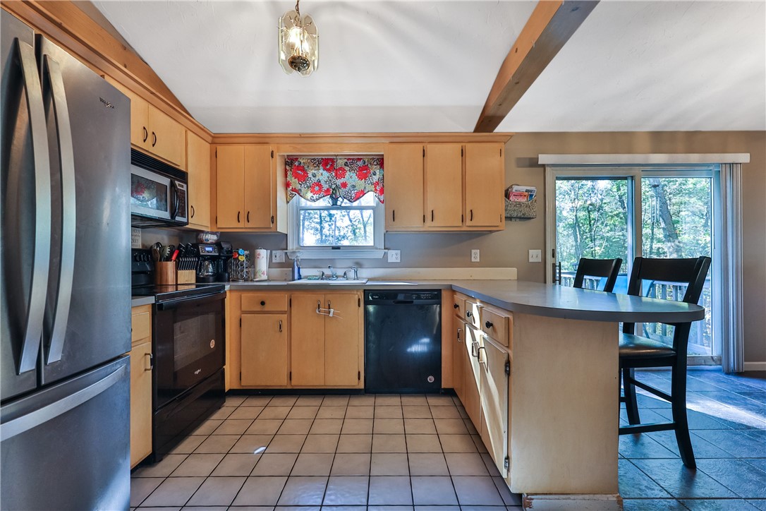 634 Buck Hill Road Burrillville, RI 02859 - Photo 16 of 40