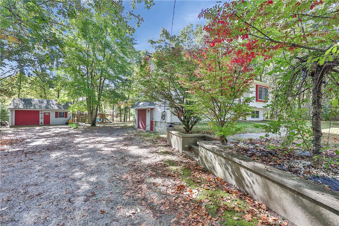 634 Buck Hill Road Burrillville, RI 02859 - Photo 6 of 40