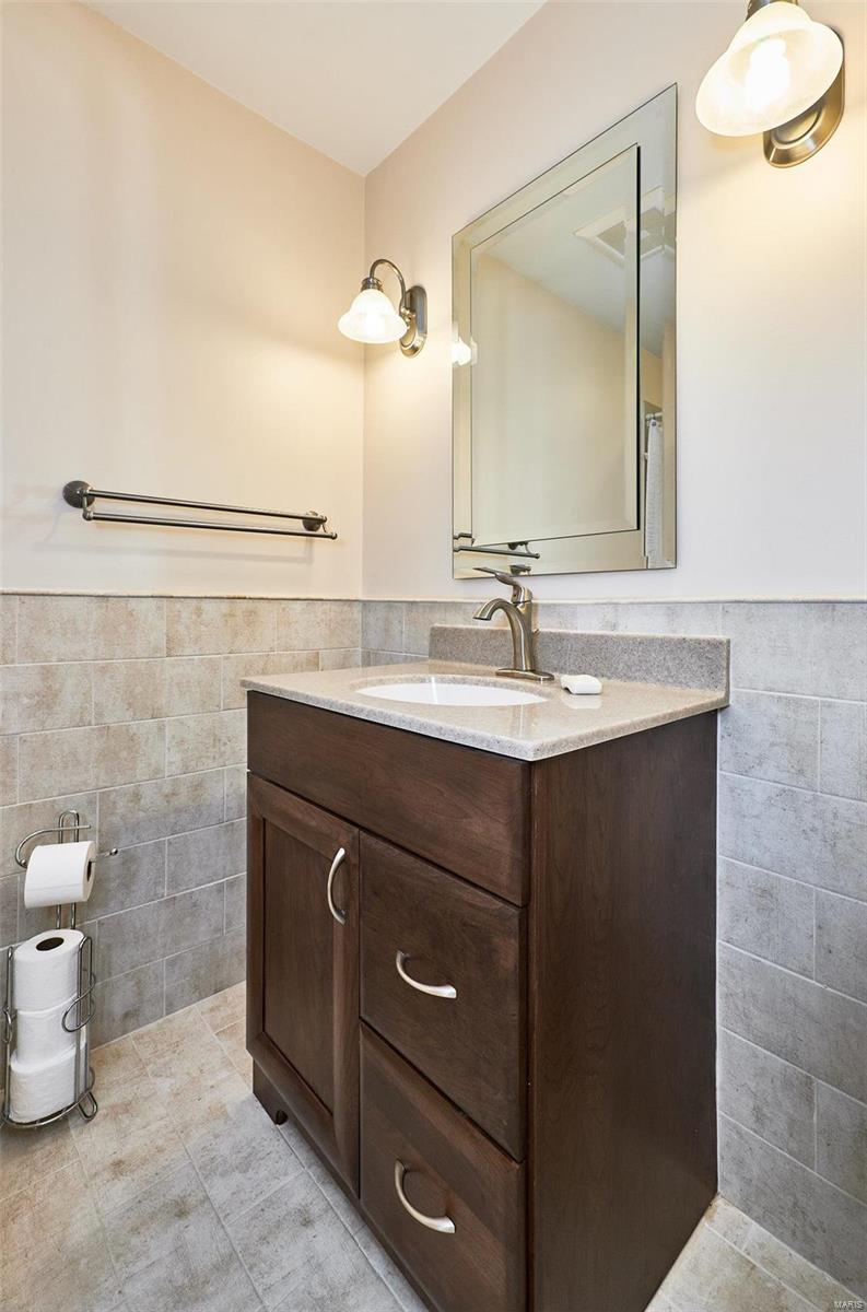 1626 Old Baxter Road Chesterfield, MO 63017 - Photo 19 of 31 Gallery Image 19