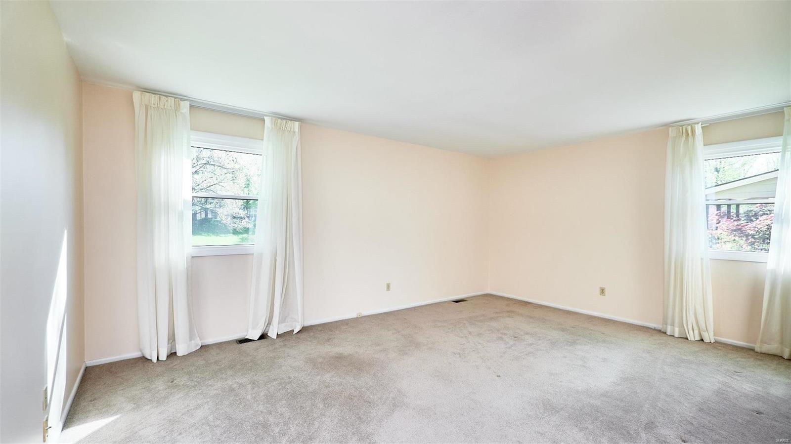 1626 Old Baxter Road Chesterfield, MO 63017 - Photo 20 of 31 Gallery Image 20