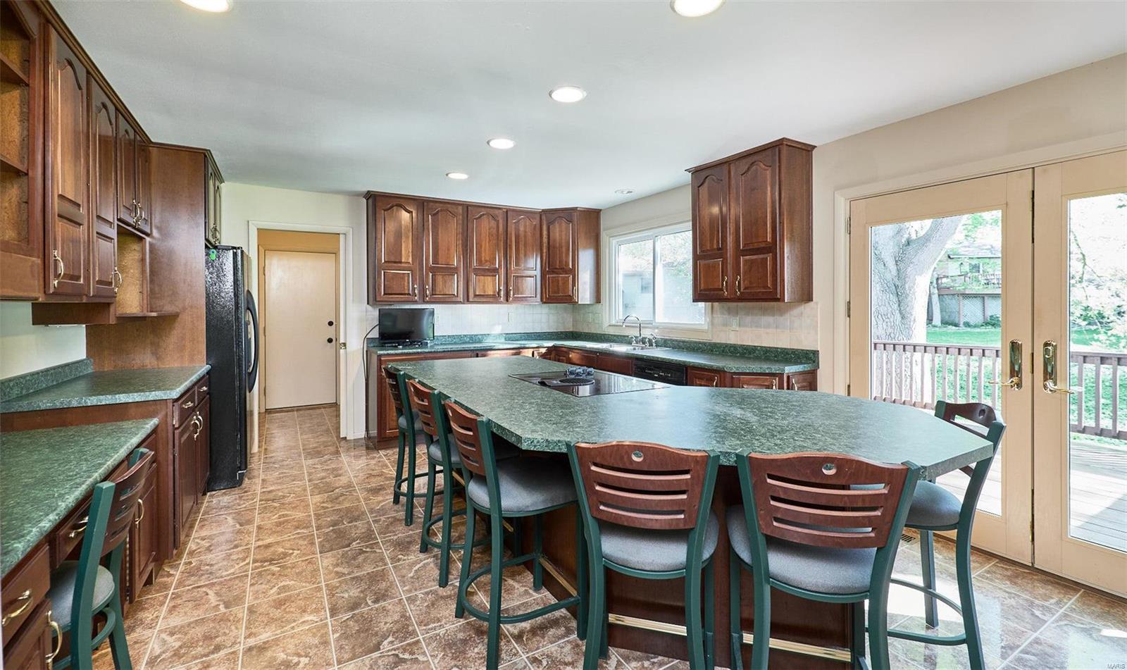 1626 Old Baxter Road Chesterfield, MO 63017 - Photo 9 of 31 Gallery Image 9