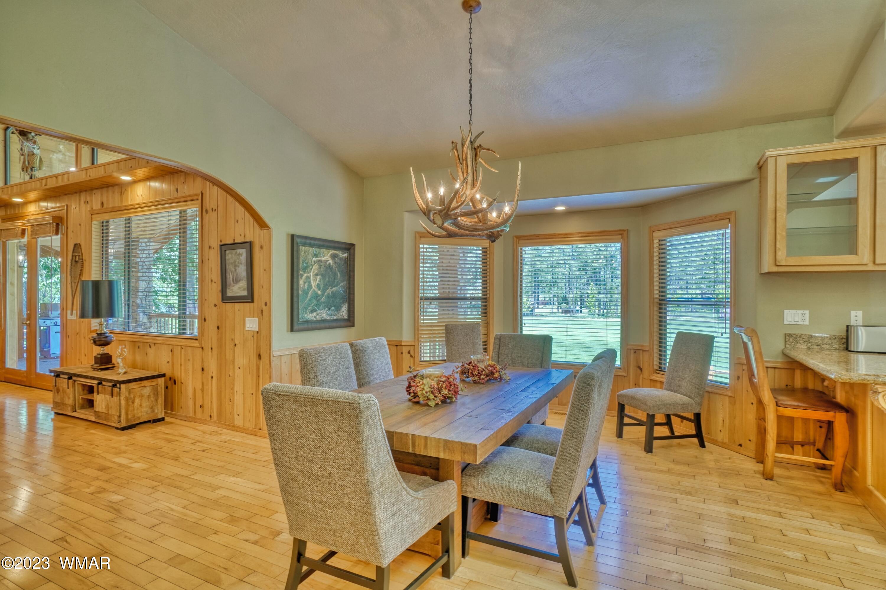 7214 Geronimo Road Pinetop, AZ 85935 - Photo 18 of 51 Formal Dining
