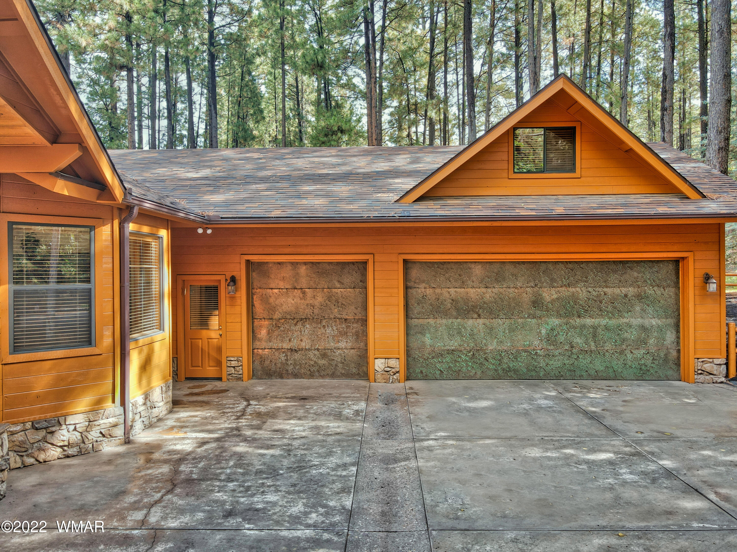 7214 Geronimo Road Pinetop, AZ 85935 - Photo 36 of 51 Garage