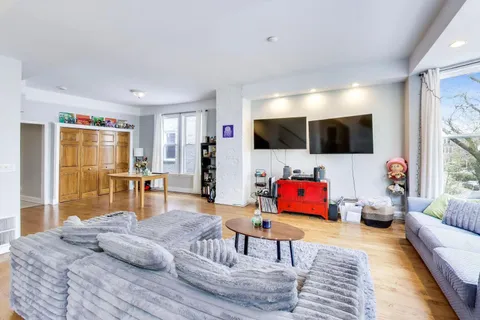 $1,295,000 | 3519 North Seminary Avenue, Chicago, IL 60657