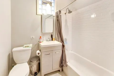 $1,295,000 | 3519 North Seminary Avenue, Chicago, IL 60657