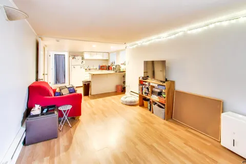 $1,295,000 | 3519 North Seminary Avenue, Chicago, IL 60657