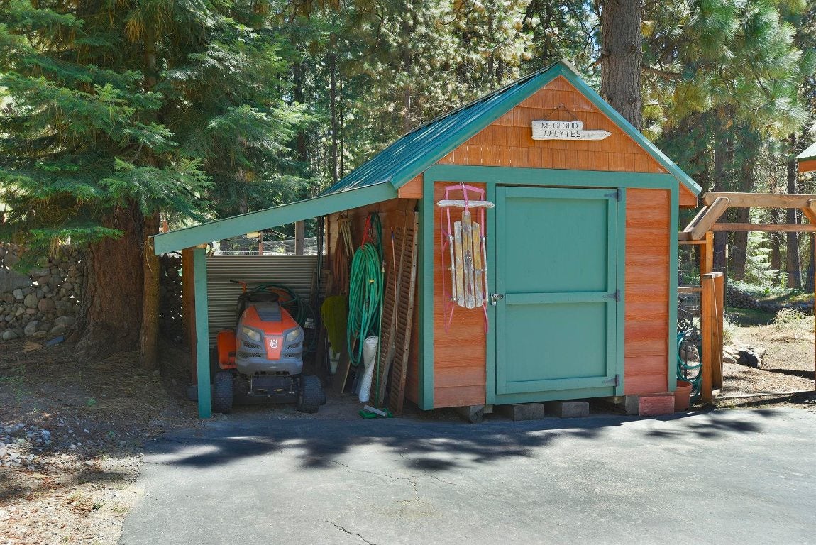 712 Mill Road McCloud, CA 96057 - Photo 34 of 45 Gallery Image 34