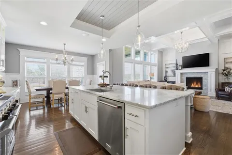 $1,400,000 | 3450 West 196th Street, Stilwell, KS 66085