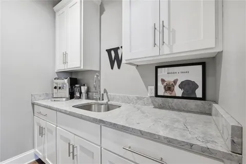 $1,400,000 | 3450 West 196th Street, Stilwell, KS 66085