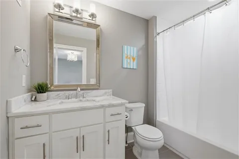 $1,400,000 | 3450 West 196th Street, Stilwell, KS 66085