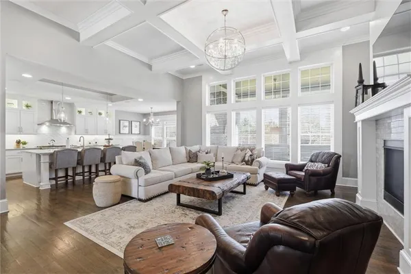 $1,400,000 | 3450 West 196th Street, Stilwell, KS 66085