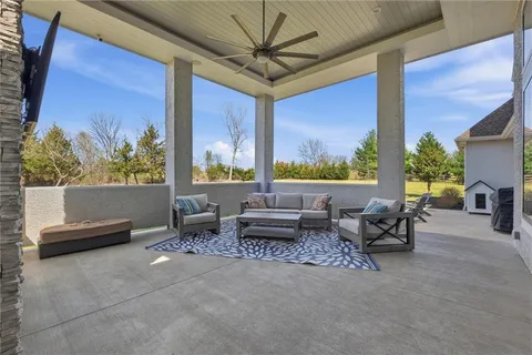 $1,400,000 | 3450 West 196th Street, Stilwell, KS 66085