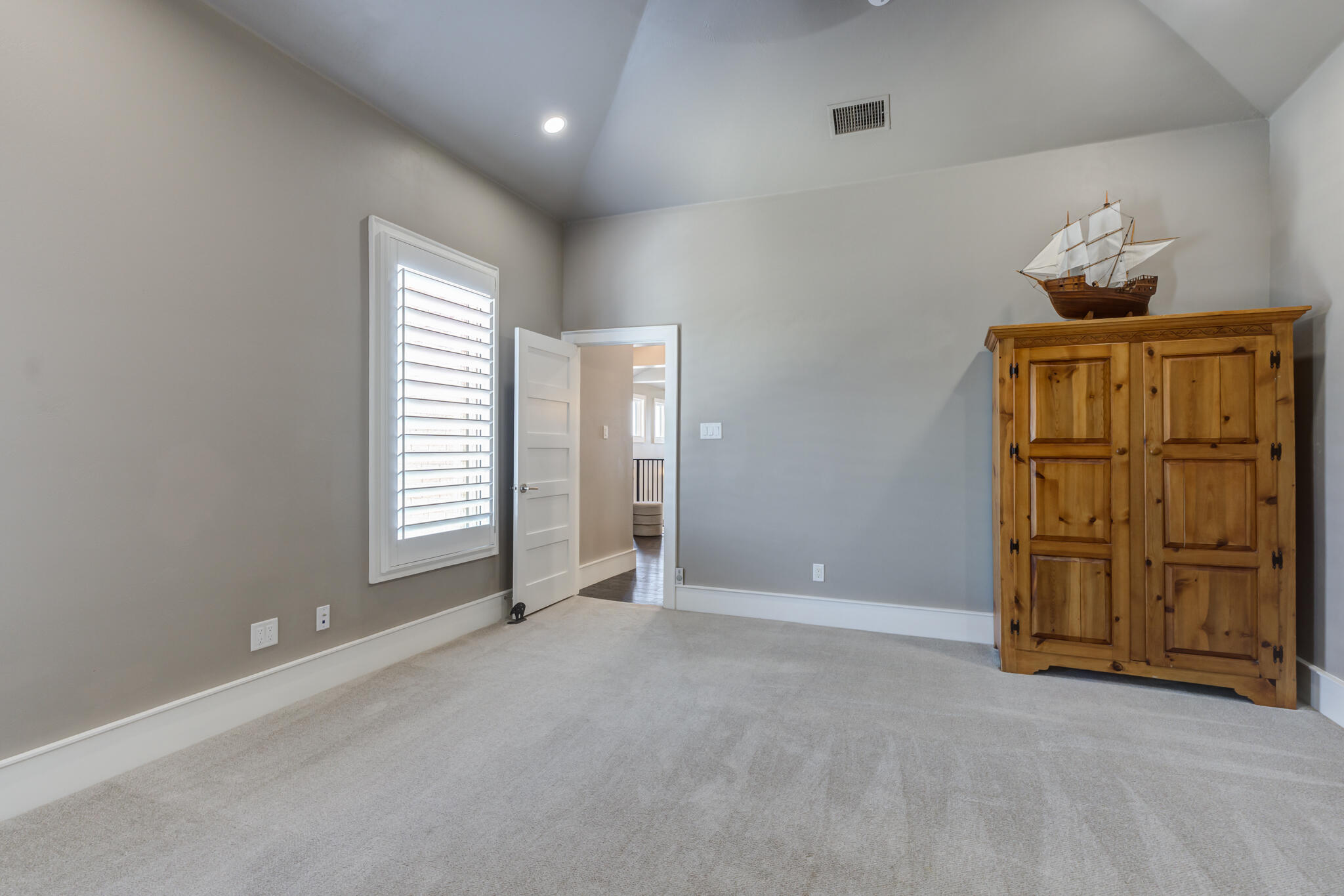 4708 113th Street Lubbock, TX 79424 - Photo 63 of 86 4708-113th-St_Lubbock-TX_62_Bedroom-4