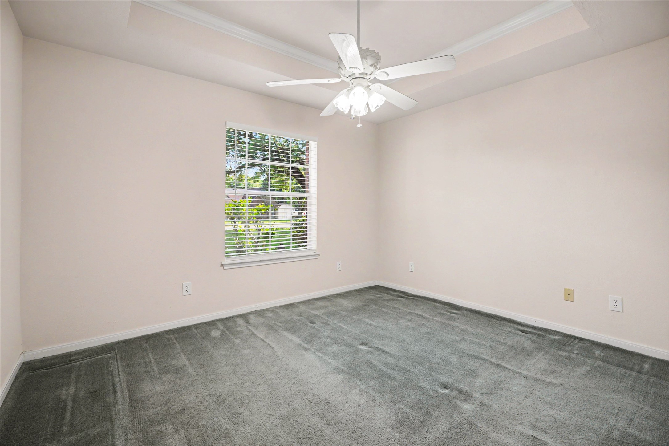 13229 Rene Circle Santa Fe, TX 77510 - Photo 22 of 31 2nd bedroom