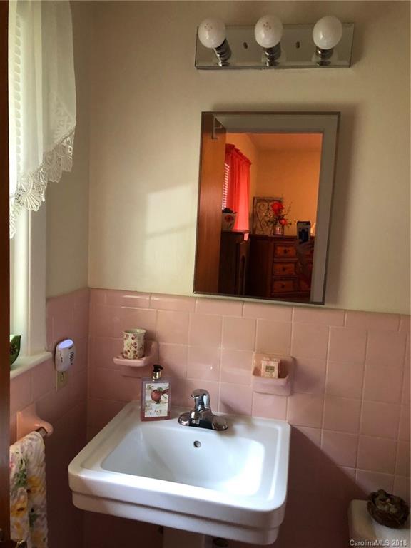 926 Speight Road Albemarle, NC 28001 - Photo 16 of 36 Gallery Image 16
