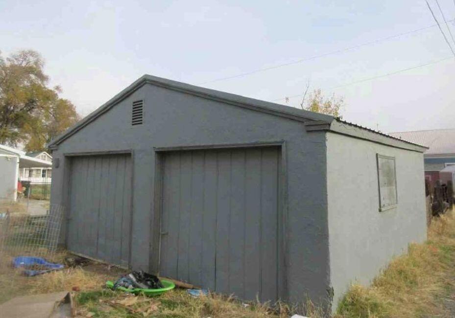 409 West Ridgeway Avenue Hermiston, OR 97838 - Photo 4 of 6 P1155XC-3