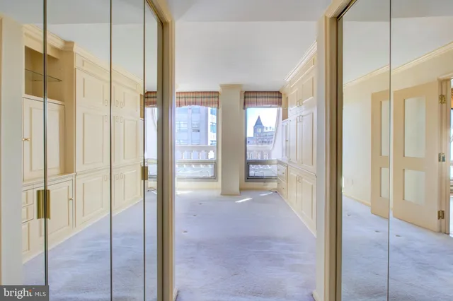 $350,000 | 701 Pennsylvania Avenue Northwest, Unit 1114, Washington, DC 20004