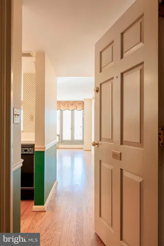 $350,000 | 701 Pennsylvania Avenue Northwest, Unit 1114, Washington, DC 20004