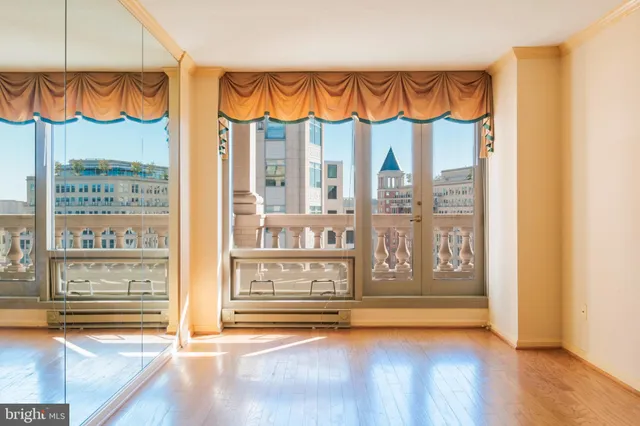 $350,000 | 701 Pennsylvania Avenue Northwest, Unit 1114, Washington, DC 20004