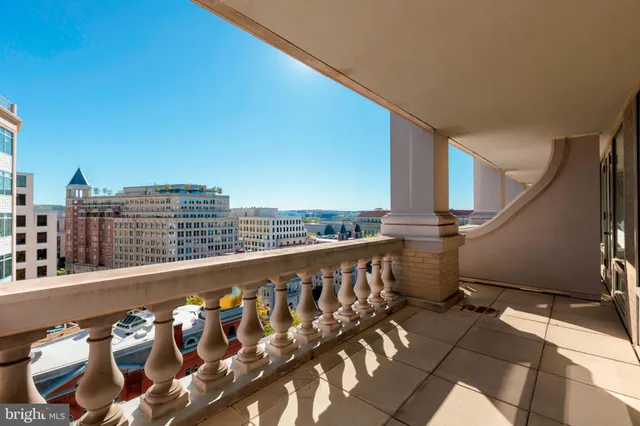 $350,000 | 701 Pennsylvania Avenue Northwest, Unit 1114, Washington, DC 20004