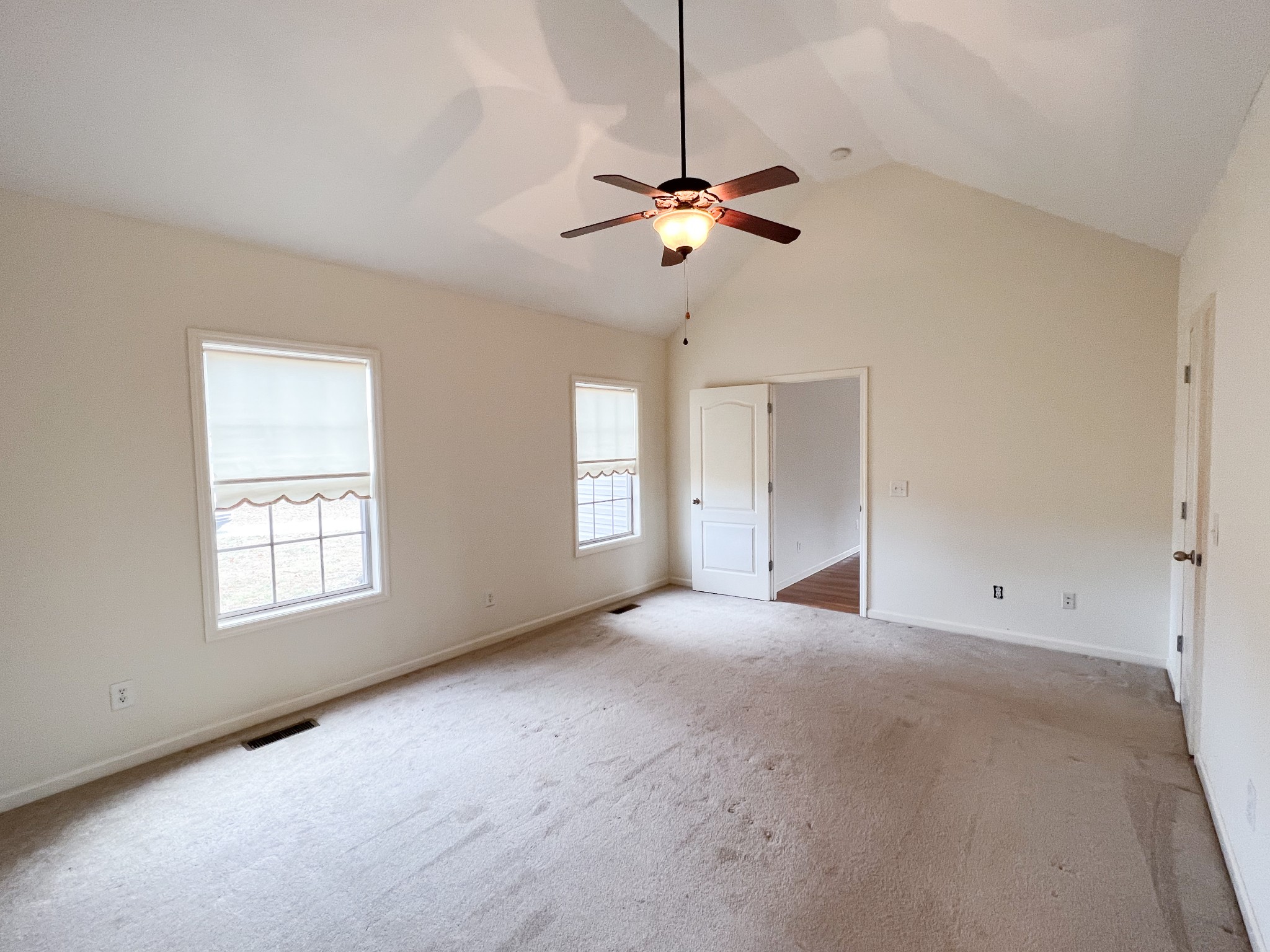 258 Austin Branch Road Portland, TN 37148 - Photo 23 of 41 a view of an empty room with a window