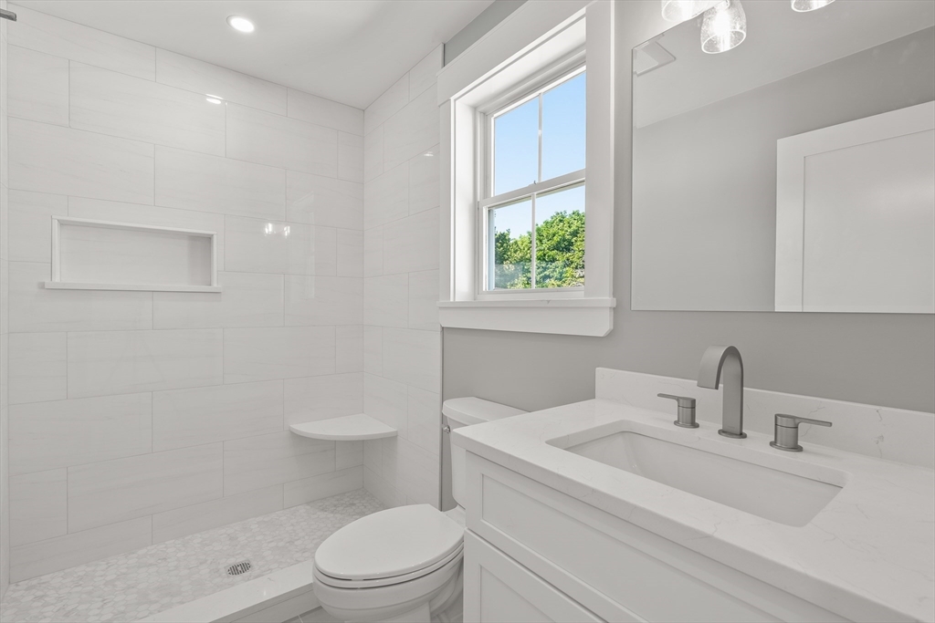 42 Lyons Street, Unit 42 Quincy, MA 02169 - Photo 24 of 41