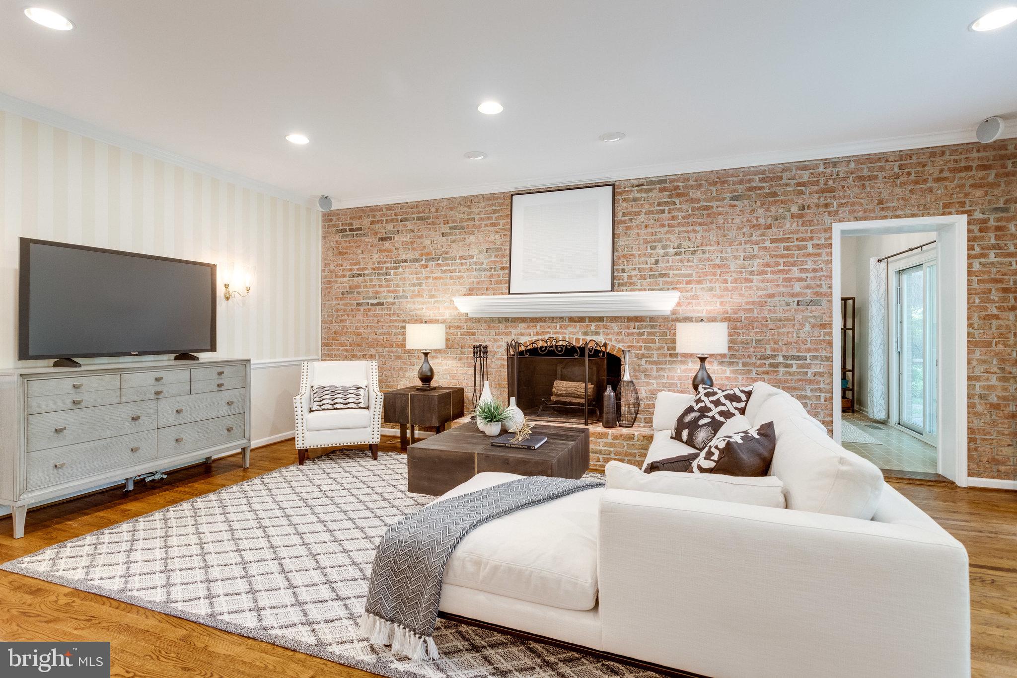 1120 Old Cedar Road McLean, VA 22102 - Photo 16 of 49 Family Room