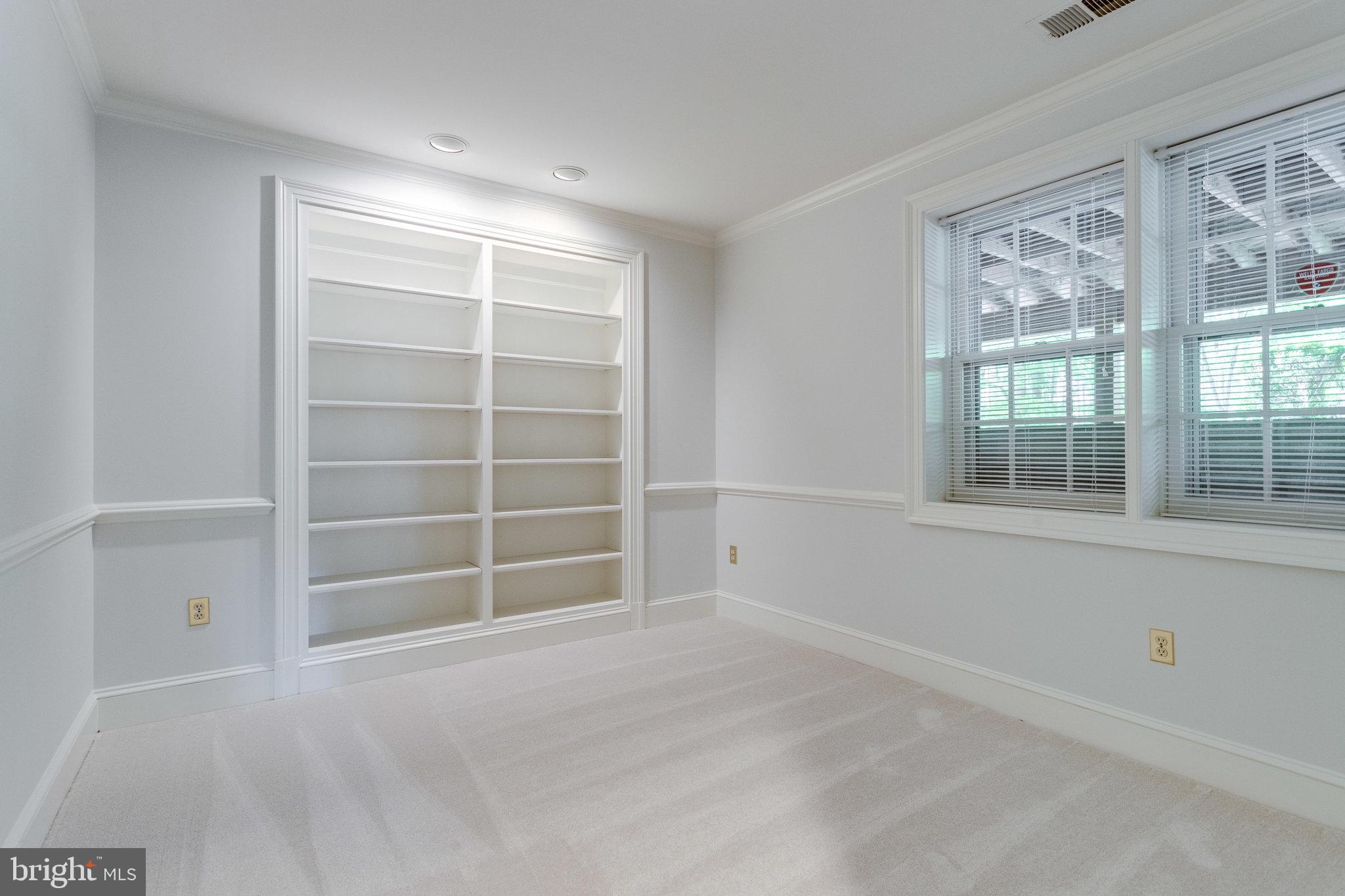 1120 Old Cedar Road McLean, VA 22102 - Photo 34 of 49 Den or Bonus Room with Full Bath Closeby
