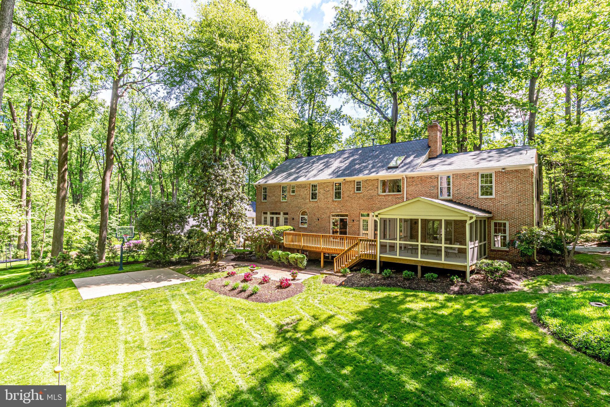 1120 Old Cedar Road McLean, VA 22102 - Photo 47 of 49 Large backyard