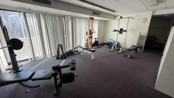 $1,950 | 150 Lewis Street, Unit 302, Lynn, MA 01902