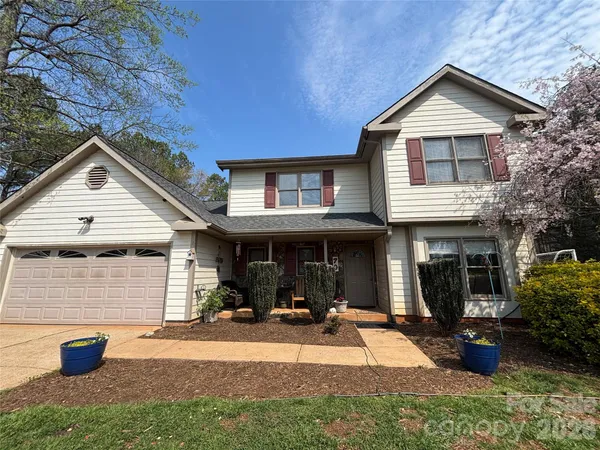 $500,000 | 70 Sienna Drive, Hickory, NC 28601