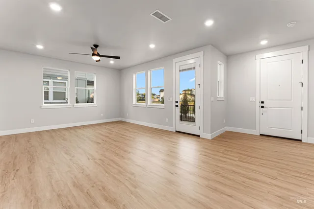 $424,990 | 170 South Koyukuk Avenue, Star, ID 83669