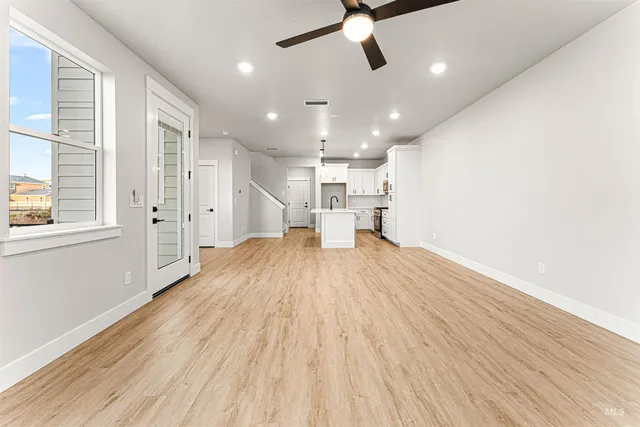 $424,990 | 170 South Koyukuk Avenue, Star, ID 83669