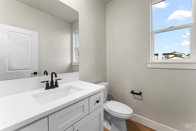 $424,990 | 170 South Koyukuk Avenue, Star, ID 83669