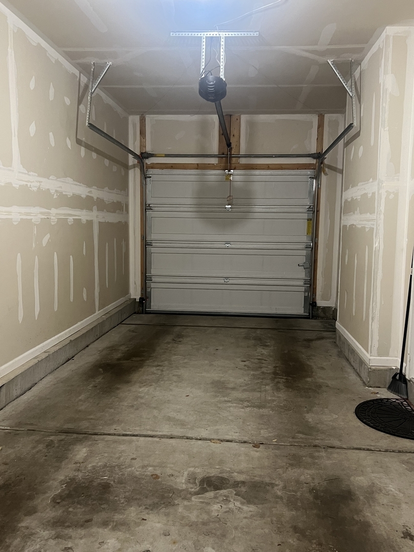 10205 Mulberry Lane, Unit J Bridgeview, IL 60455 - Photo 11 of 12 a view of closet