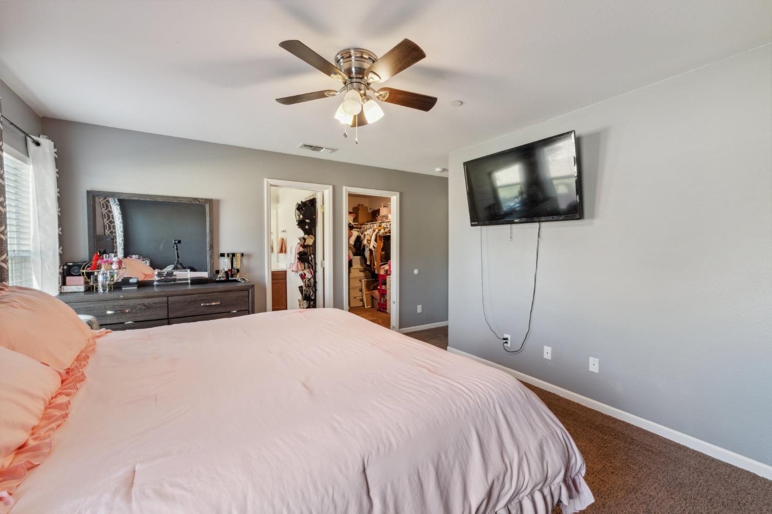 803 Chianti Circle Coalinga, CA 93210 - Photo 14 of 22