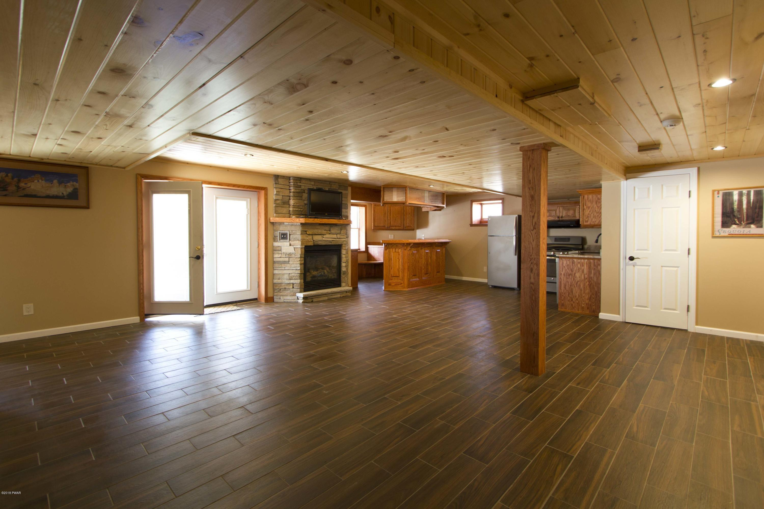 381 Engvaldsen Road Hawley, PA 18428 - Photo 18 of 36