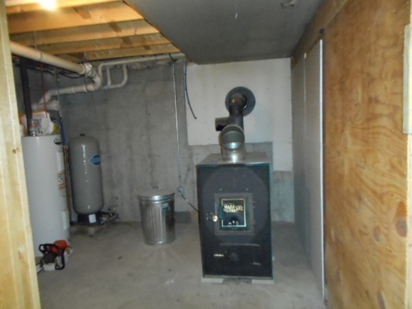 9 Murphy Road North Brookfield, MA 01535 - Photo 15 of 25 a view of storage and utility room