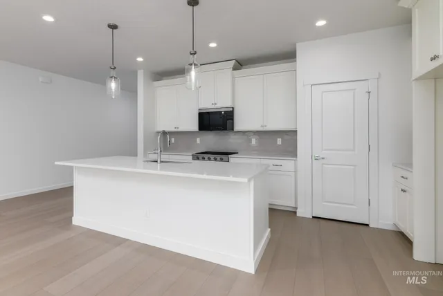 $519,000 | 8982 West Moon River Drive, Star, ID 83669