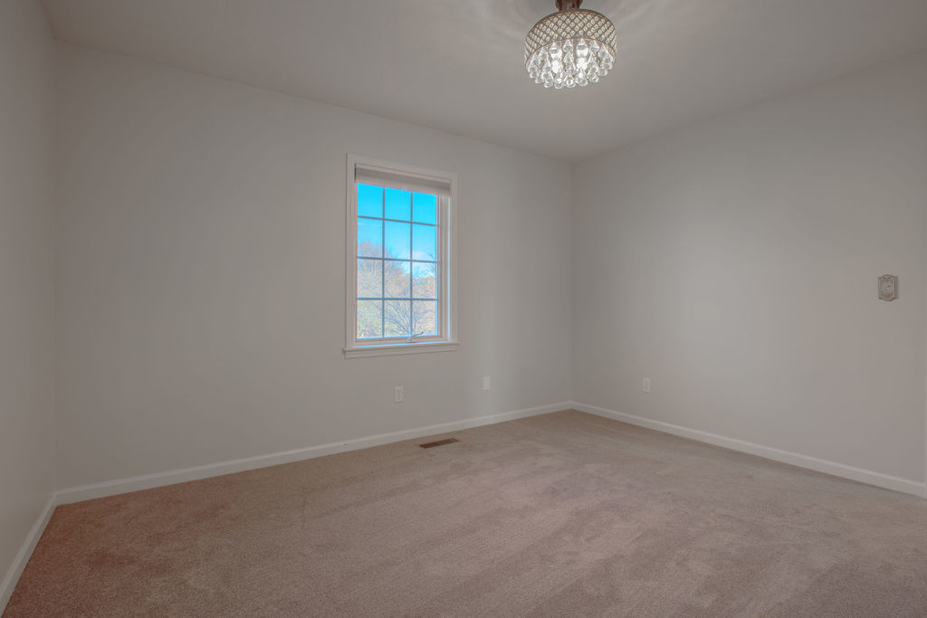 1902 Woodfield Road Bloomington, IL 61704 - Photo 24 of 52 Gallery Image 24