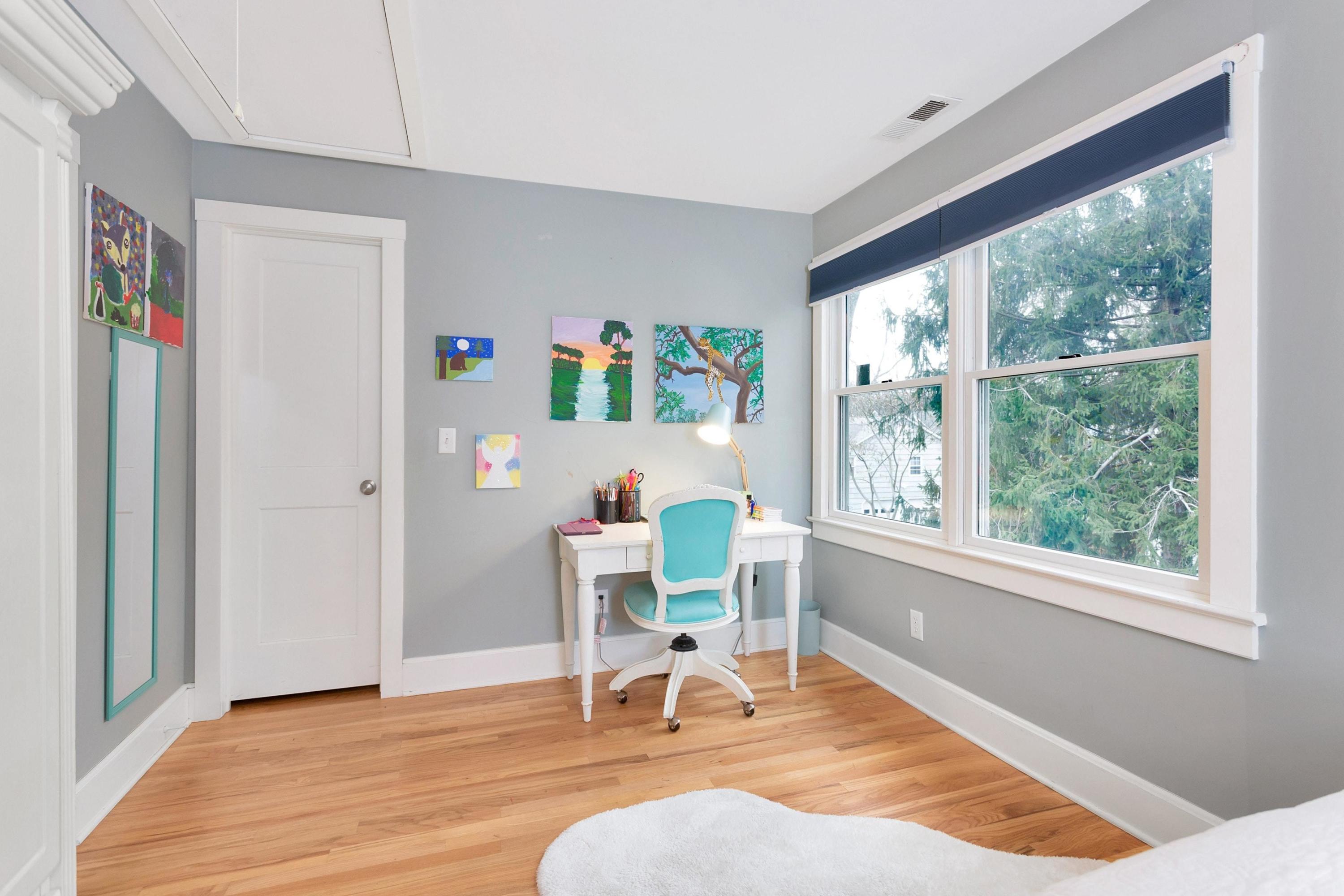 227 Middlesex Road Darien, CT 06820 - Photo 21 of 30 a workspace with furniture window and wooden floor